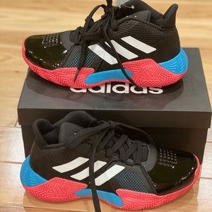 Adidas Court Vision 2J Youth Unisex Basketball Shoes Size 4